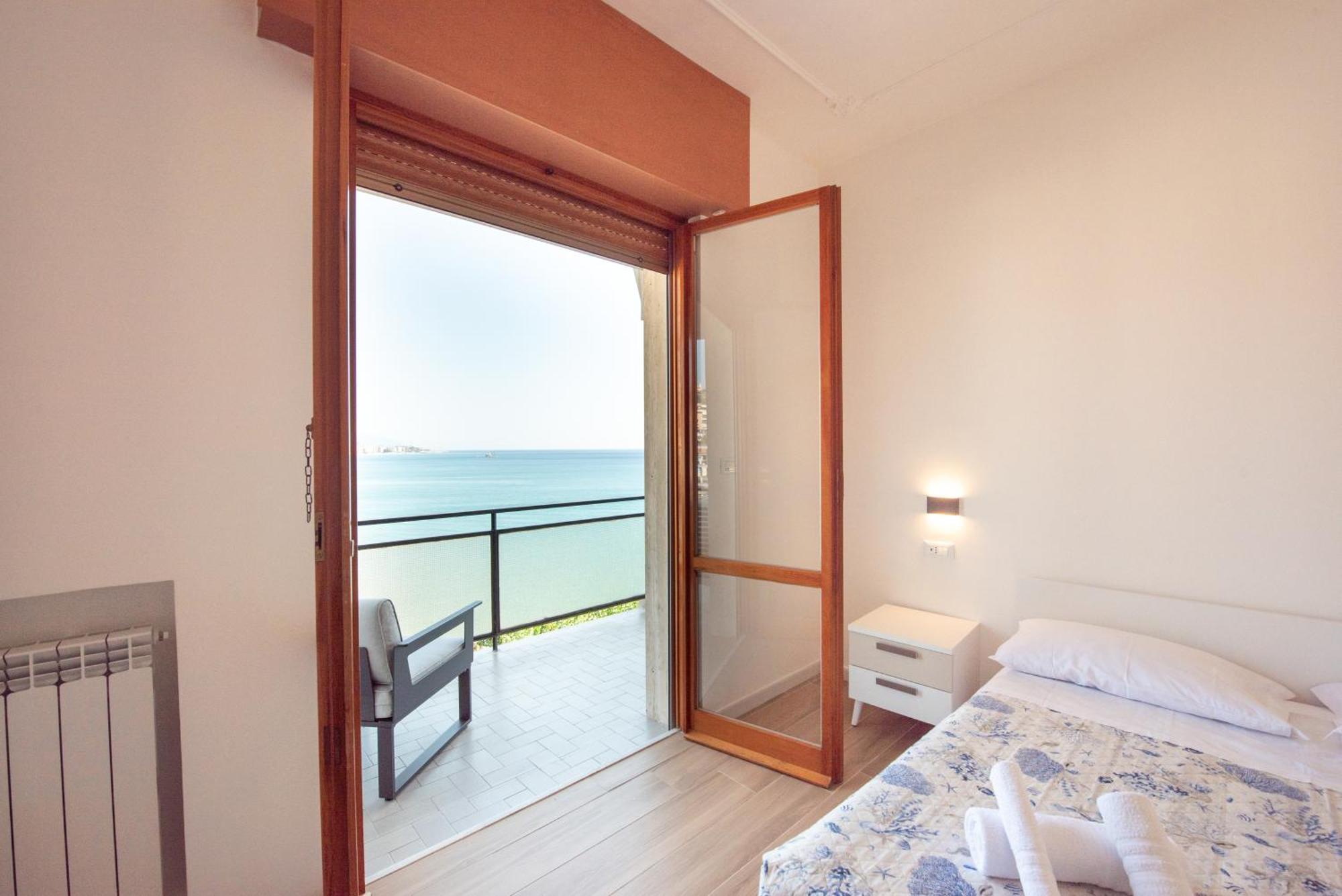 Ferienwohnung You And The Sea Savona Exterior foto